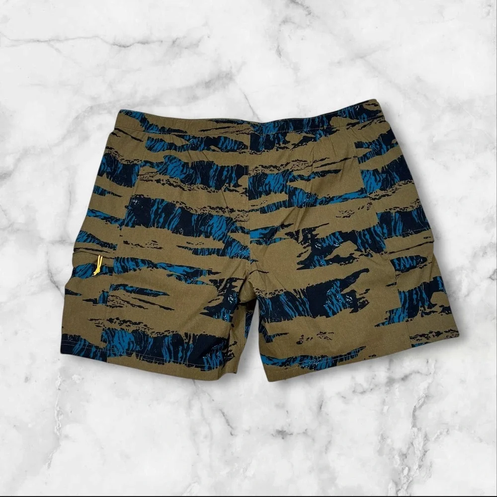 The North Face Men XXL Relaxed Fit Class V Bltd Shorts Camo Print Casual Outdoor